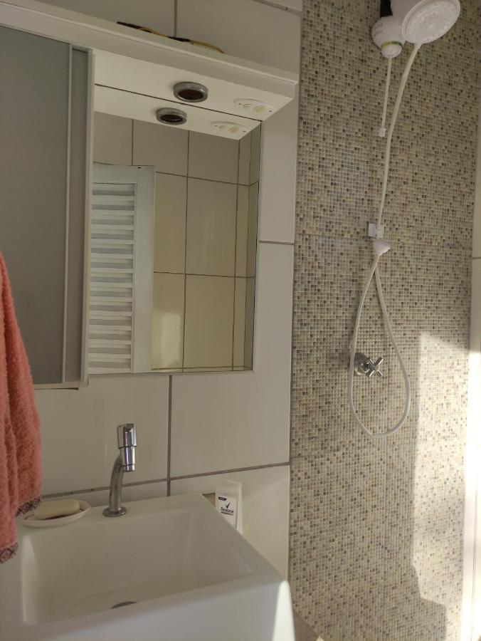 Lindo Quarto C/ Banheiro Privativo Jau Exterior photo